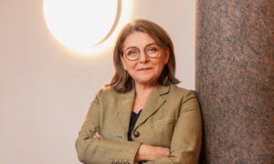 Im Interview mit Chefsache24 sieht Birgit Heinermann die Künstliche Intelligenz nicht als Bedrohung ...